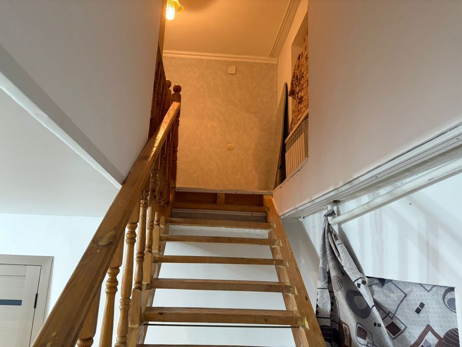 Продам два дома в одном дворе