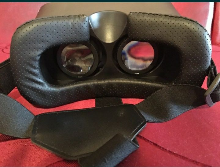 Ochelari virtuali noi