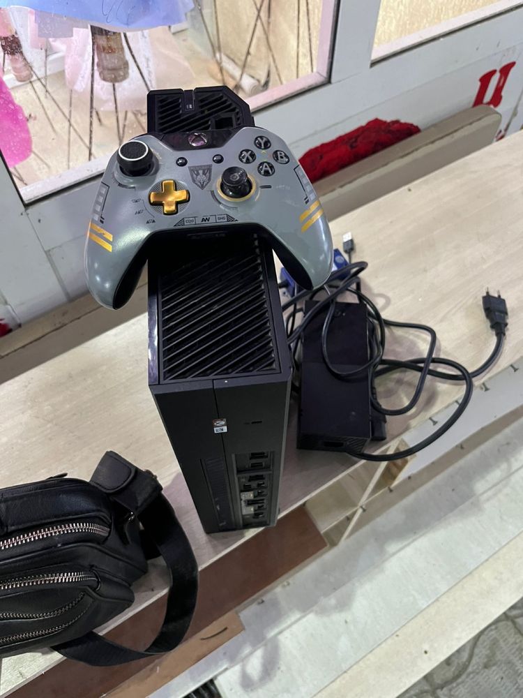 Xbox one приставка срочно