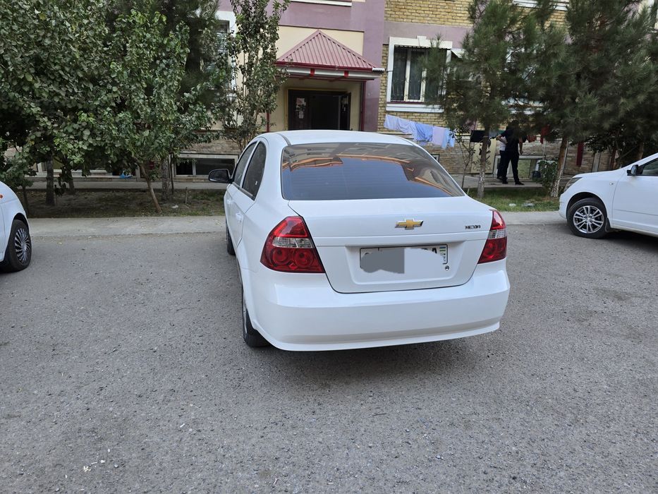 Nexa 3 avtamat karobka holati ideal 4 eshik shumka qilingan