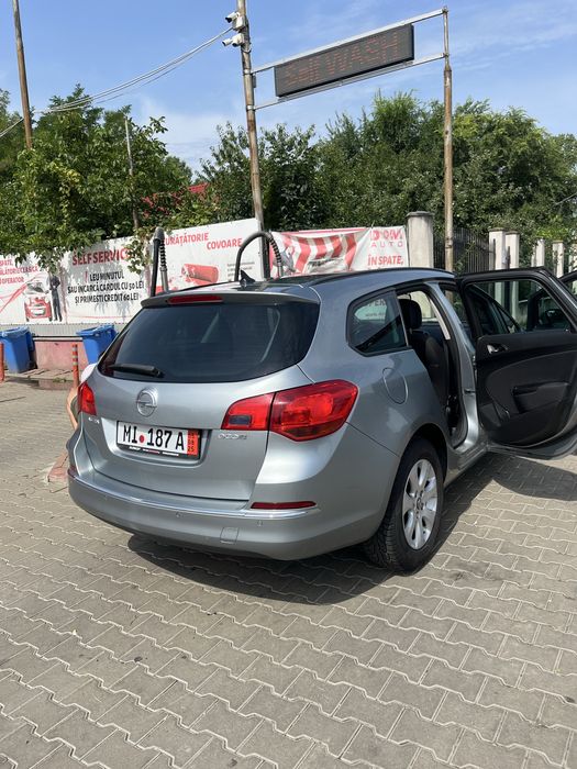 Opel Astra J 2014
