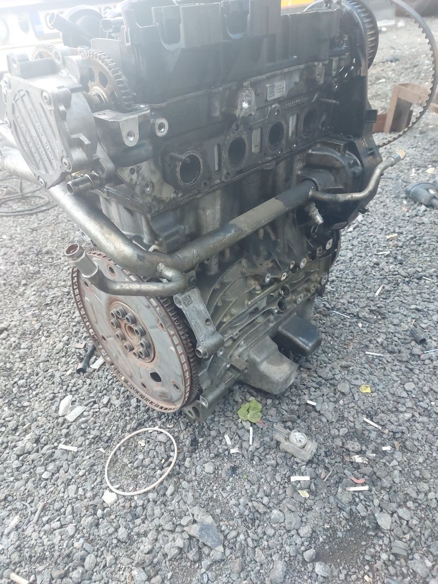 Motor Volvo S60 2015