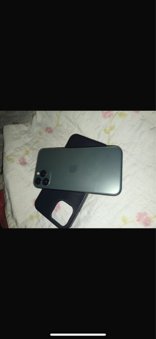 Обменяю айфон 11 про