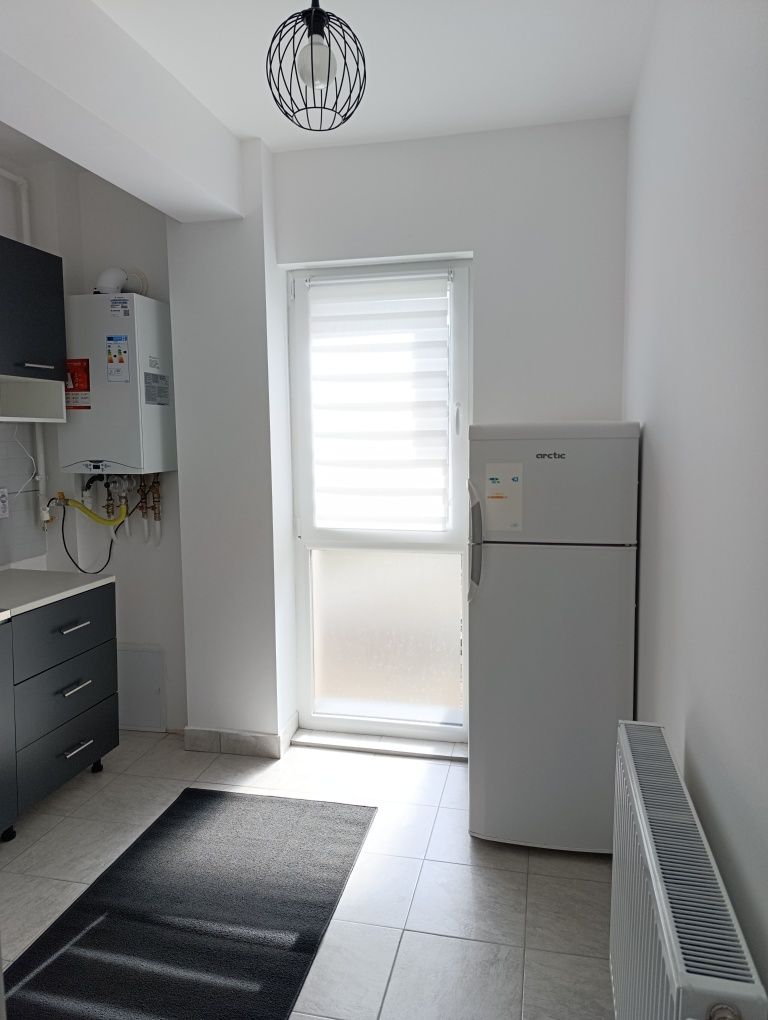 Vand apartament 1 camera + balcon, etaj intermediar 1 din 3