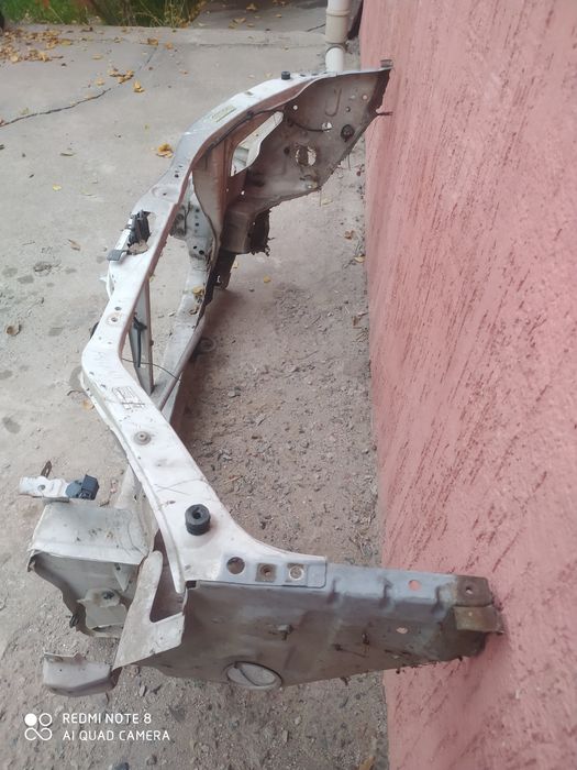 Телевизор на Тойота Раум 1997г