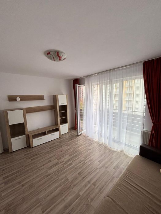 Apartament 1 camera,  loc de parcare inclus.