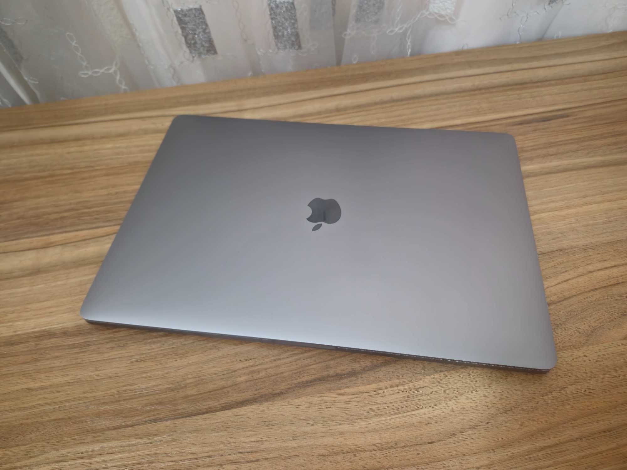 MacBook Pro 2019