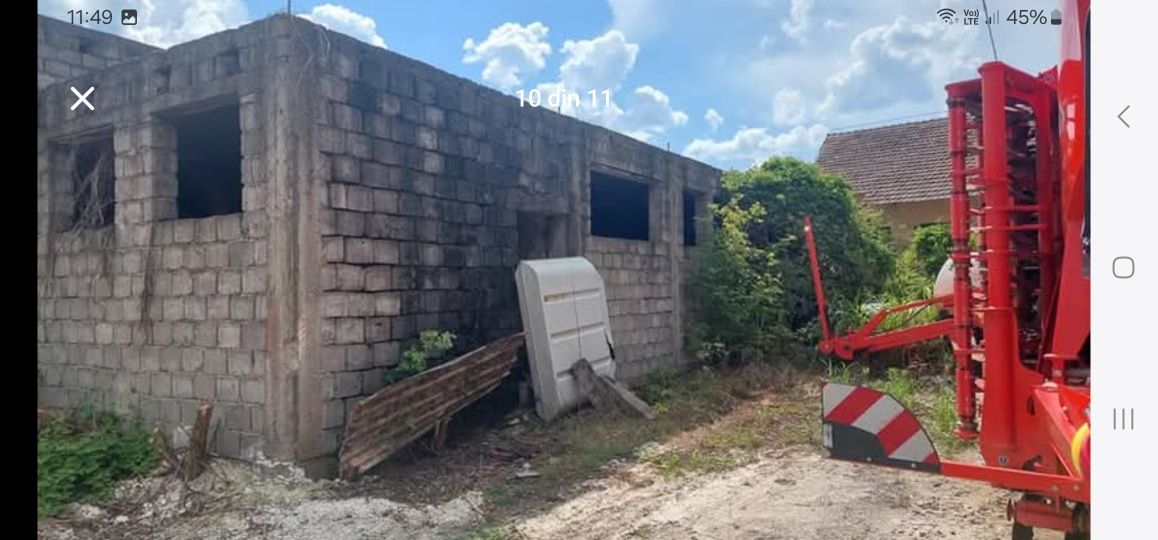 Închiriez casa neterminata de 240 m2 în bacia