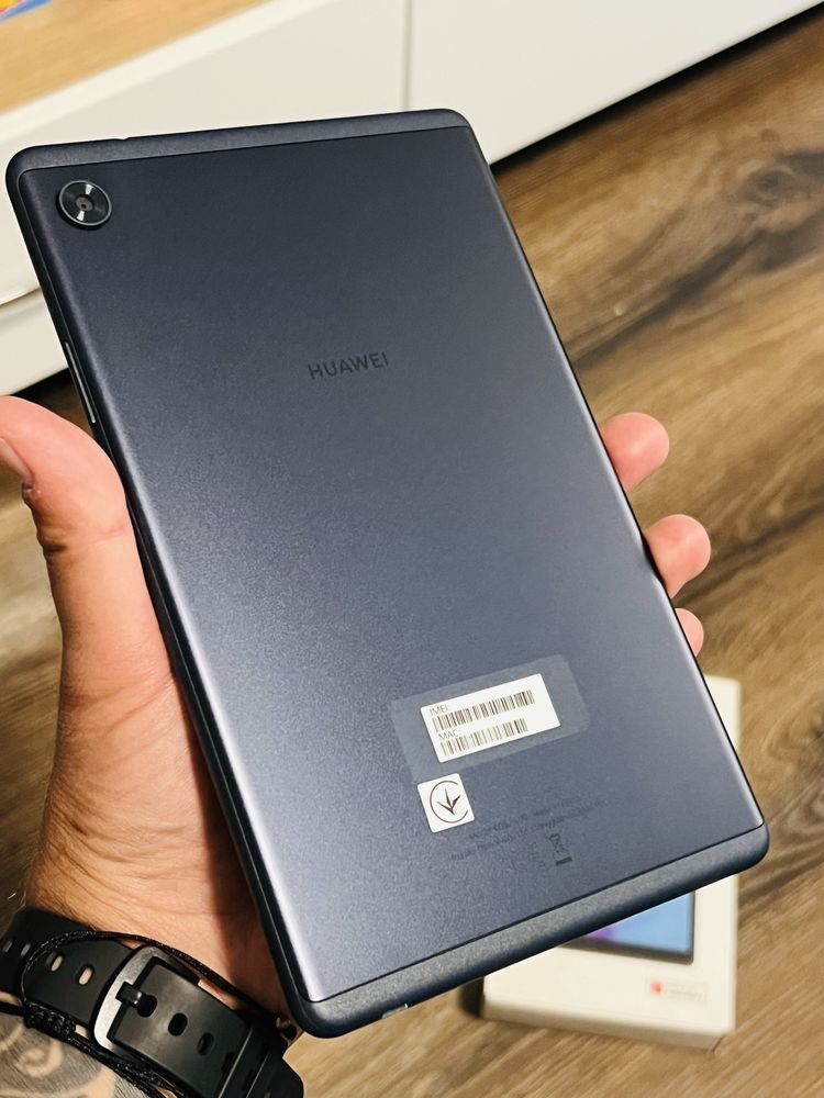 Vand Huawei MediaPad T8 cu SIM