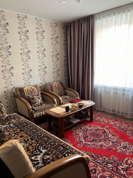 Продам 2-х комнатную квартиру Сталинку