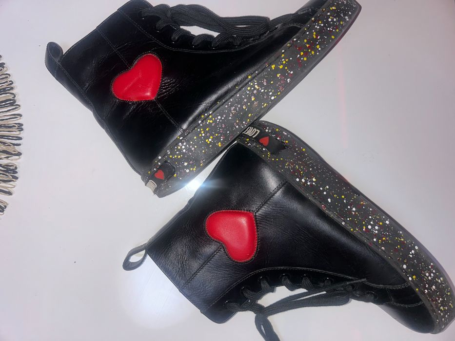 Love moschino кубинки
