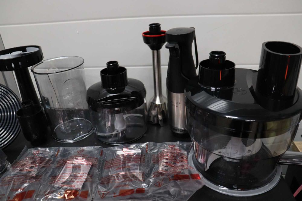 BOSCH Серия6 Пасатор ErgoMaster 1000W Неръждаема стомана, СПУКАНА ЧАША