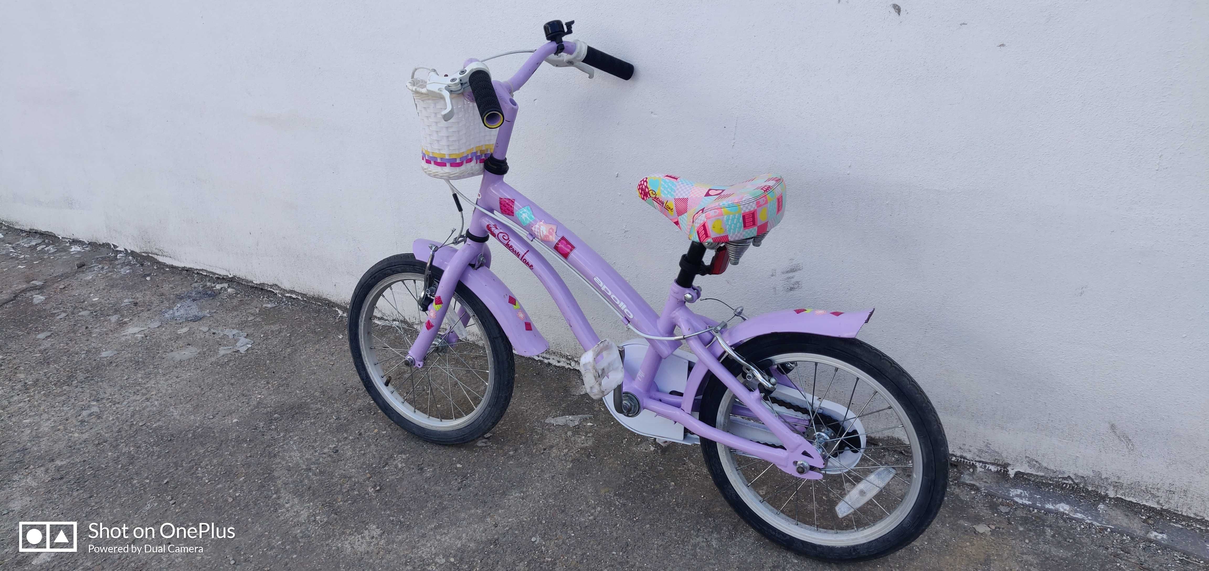 Bicicleta de fetite cu roti de 16 inch