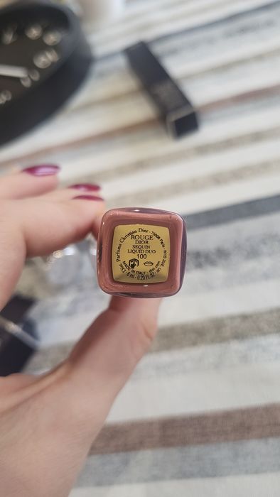 Оригинално ново червило на Диор/Dior sequin цвят 100