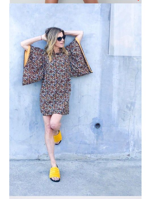 Красива рокля Zara