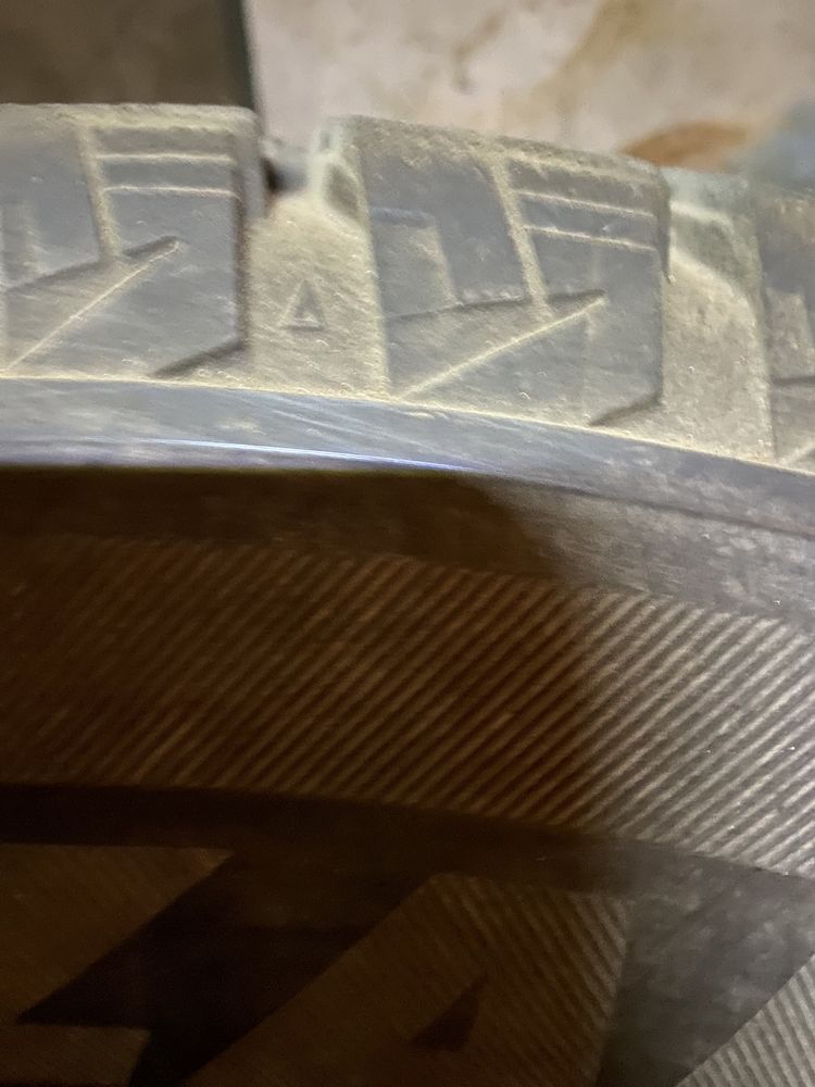 Колеса , резина с дисками r15 Bridgestone Blizzak DM-V2