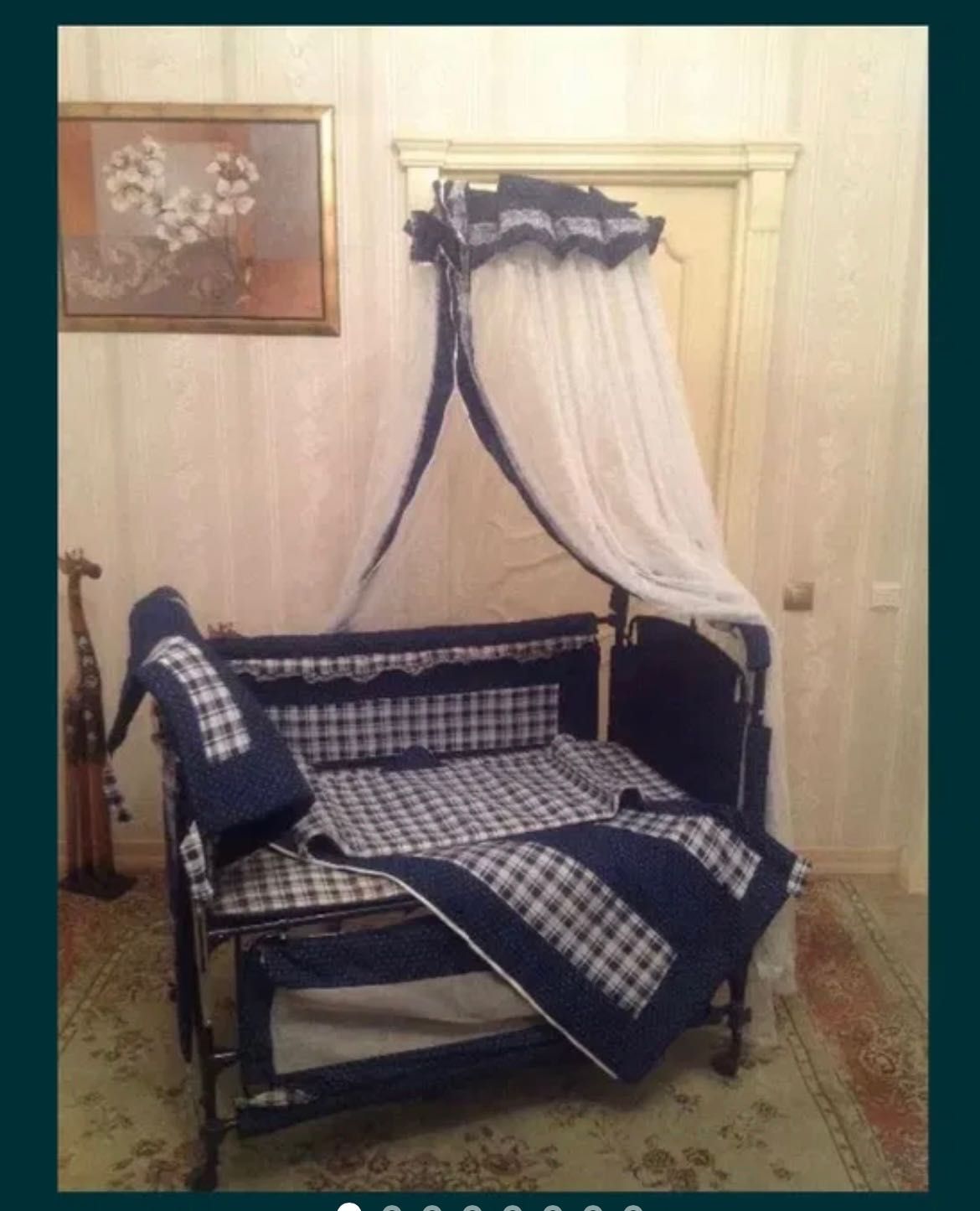 Продам коляску ( чехлы съемные, можно стирать, ) и кроватку