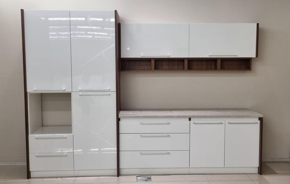 Mobila de bucatarie noua 3.22 ml