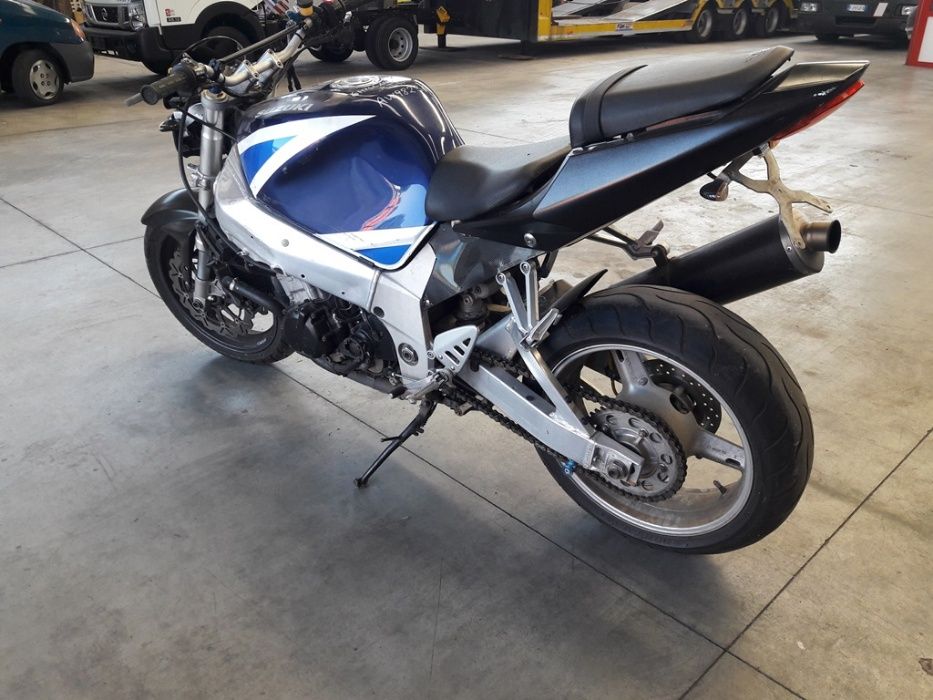 Мотор Сузуки 750 К 3 (GSXR 750 K3 )-На Части