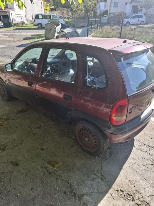 Opel corsa на части