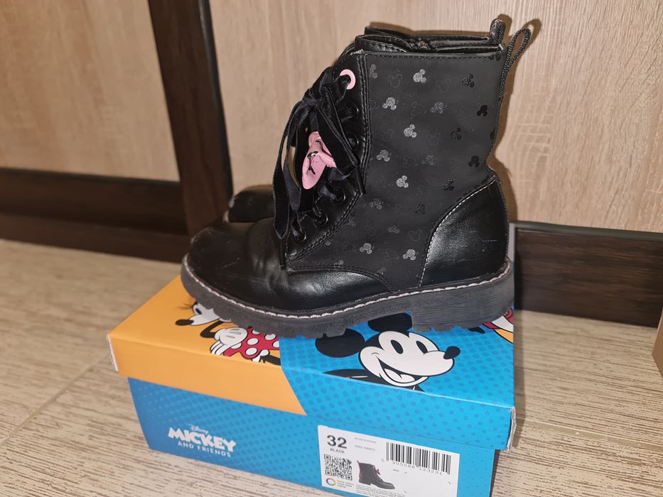 Зимни ботуши Disney