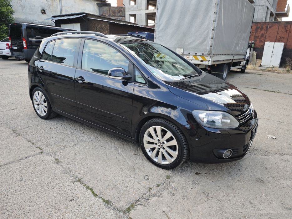 Volkswagen Golf Plus 2.0tdi,140cp,navi,clima dubla,autoparcare,sc.incz
