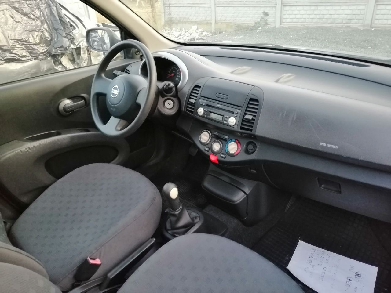 Dezmembrez Nissan Micra