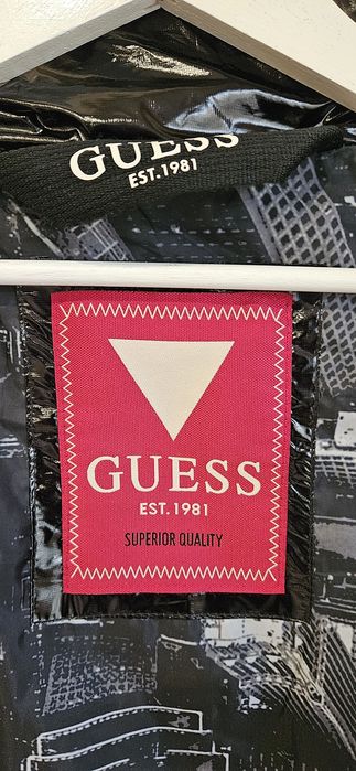 Зимно мъжко яке Guess