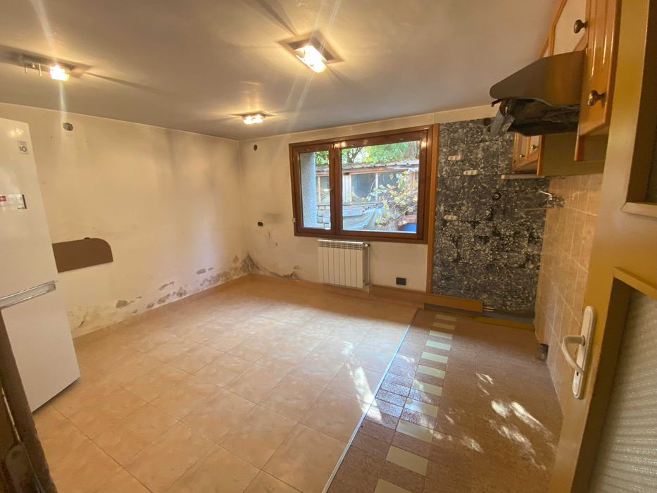 Продава се Къща в с. Чепинци, Област София-град - 162 кв.м за 2161 €/кв.м - Снимка #12