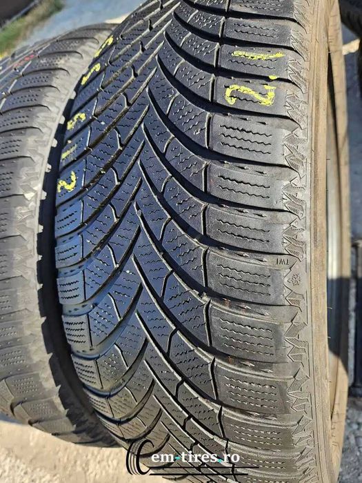 SET 2 Anvelope Iarna 215/55 R17 SEMPERIT Speed Grip 5 98V