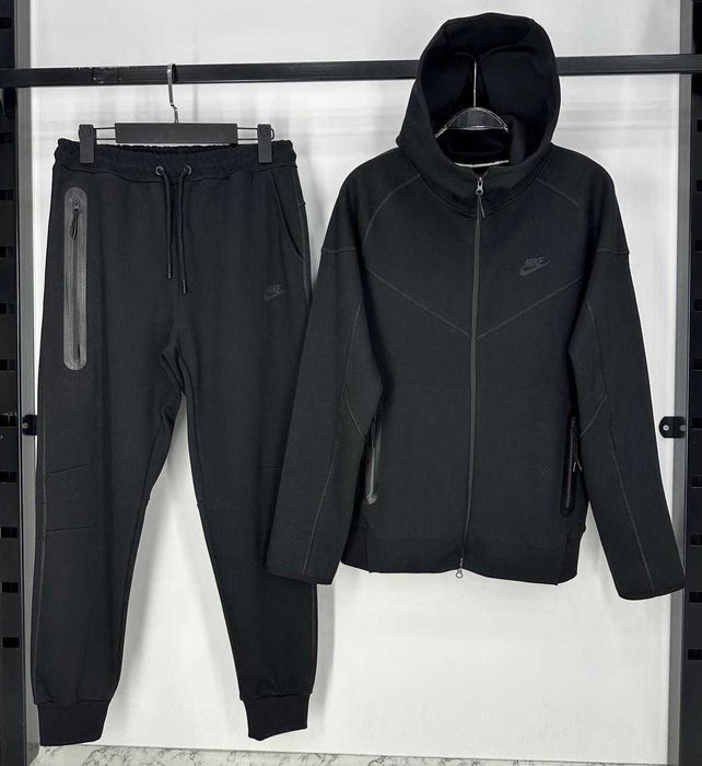 Trening Nike Tech Fleece MODEL NOU 2025