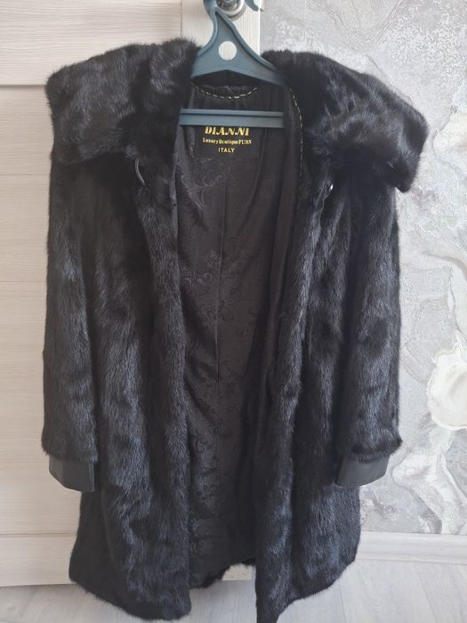 Продам  норковую шубу
