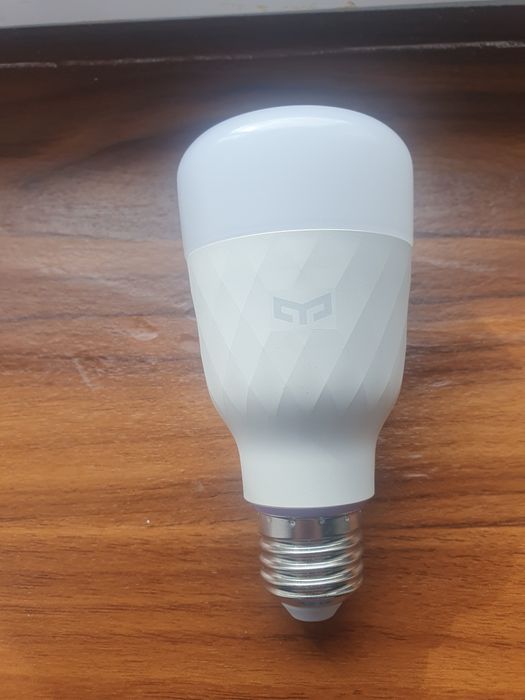 Bec smart yelight in Xiaomi smart home