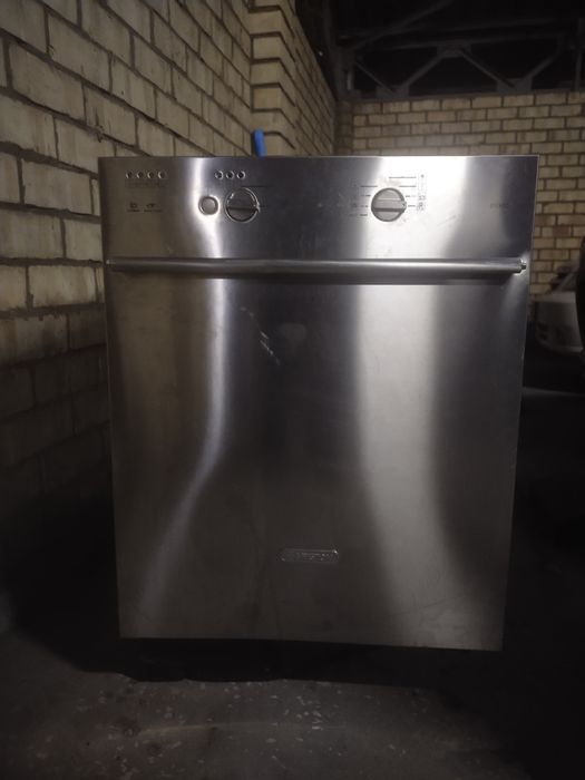 Посуда мойка Аристон