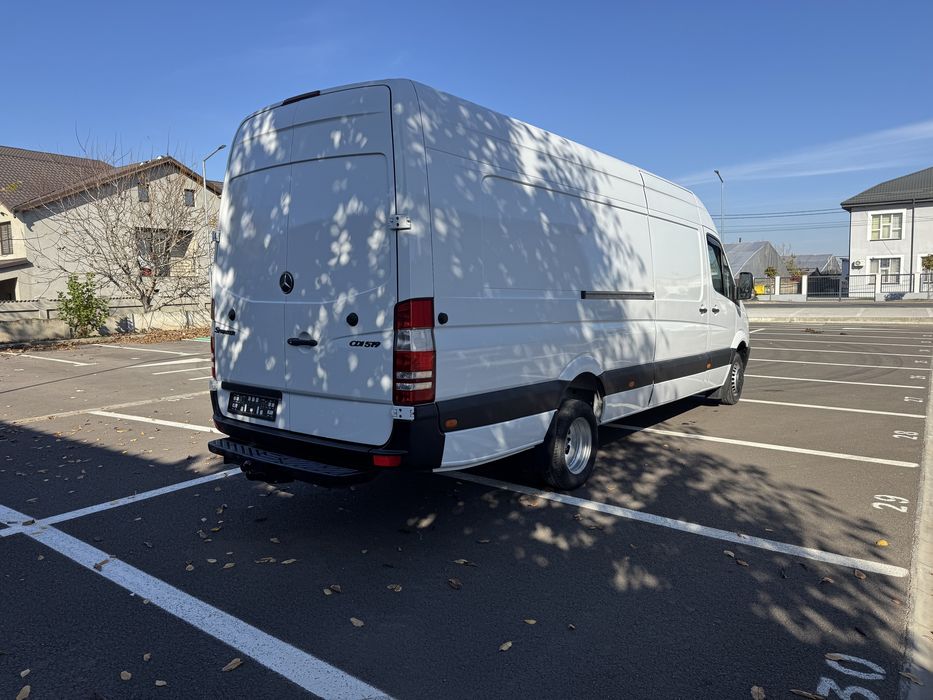 Mercedes. SPRINTER.  519