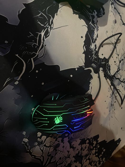 Продам мышку и клавиатуру bloody