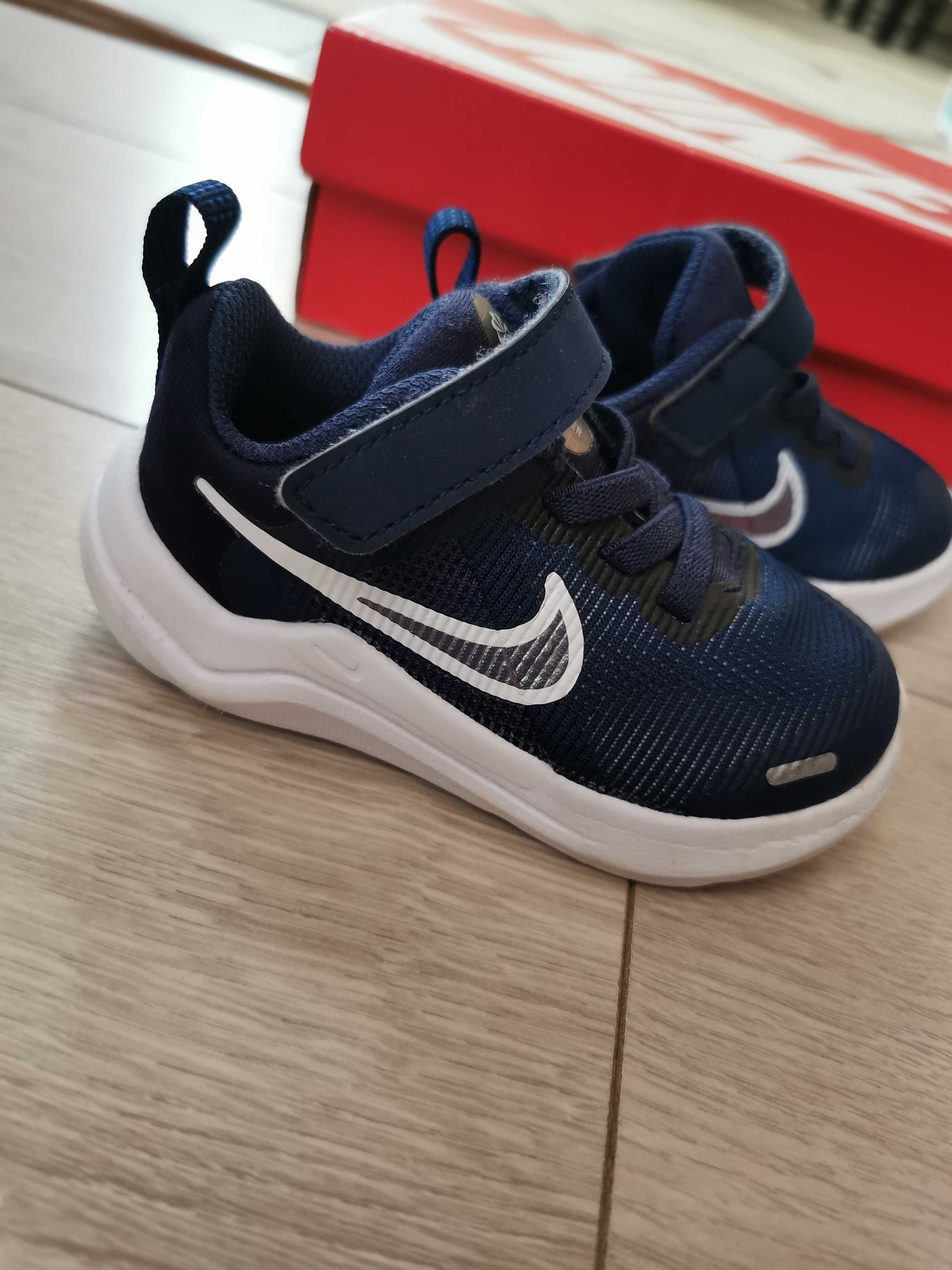 Бебешки маратонки Nike