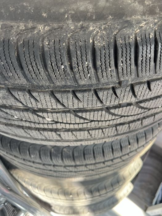 Гуми с джанти от БМВ -х5 18ц