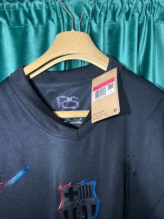 Tricou Barcelona x travis scott