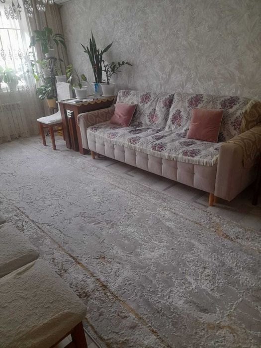 3 комн.кв.  68 кв.м.  1979 г.п. ул. АбулхайырХана