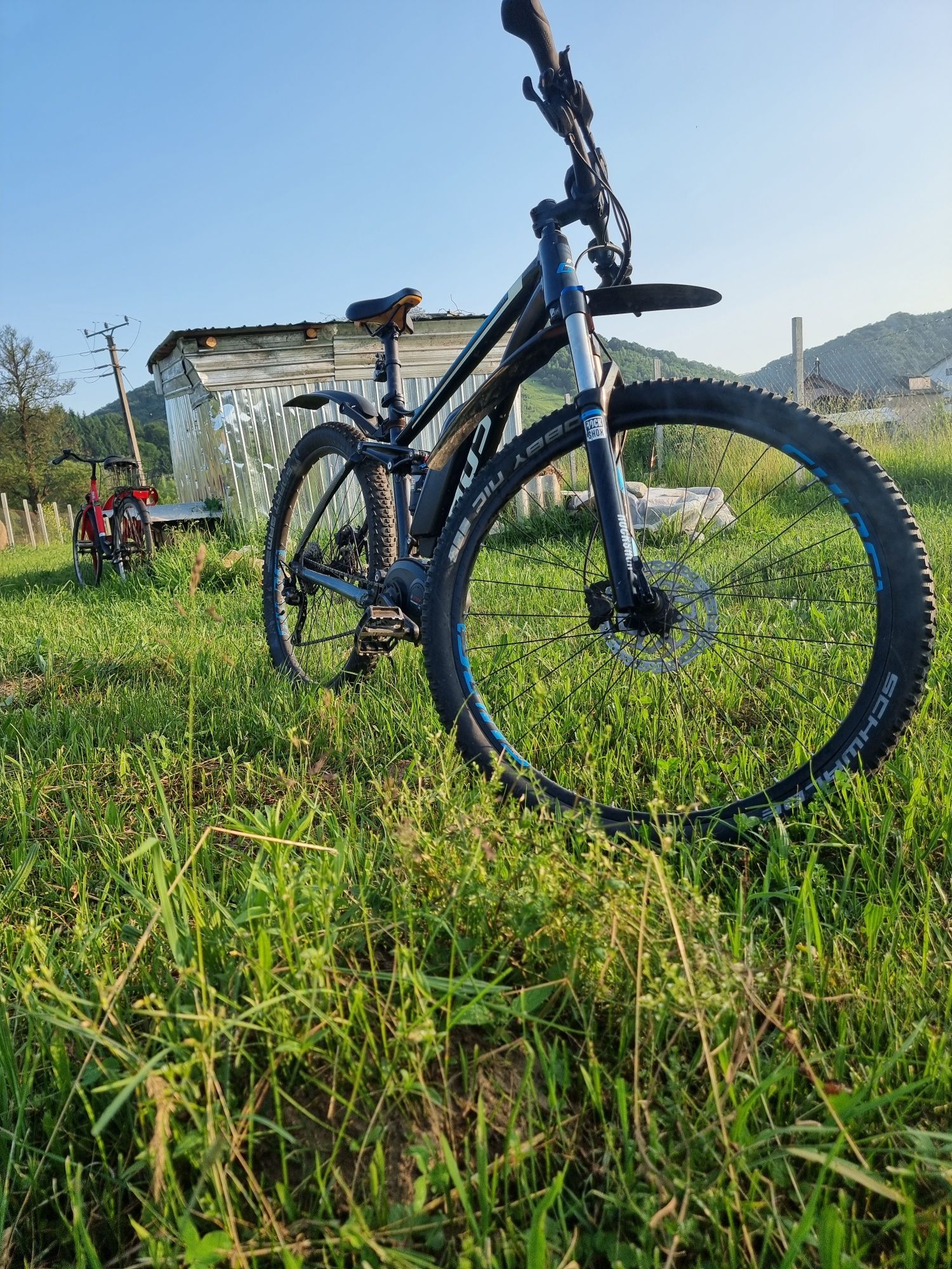 Bicicleta electrica full suspension Ghost 29