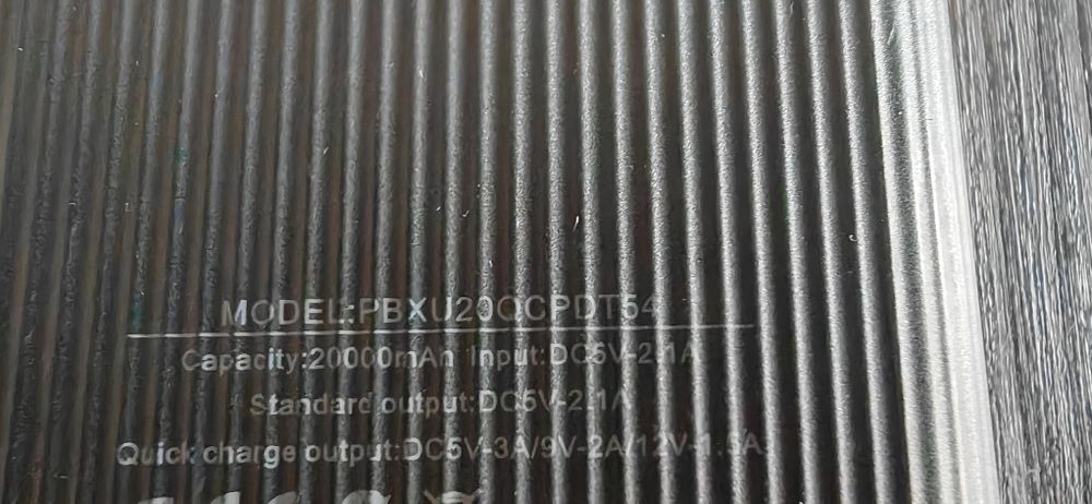 Acumulator extern A+ 20000mAh încărcare rapida QC3 2xUsB eMag ca NOU