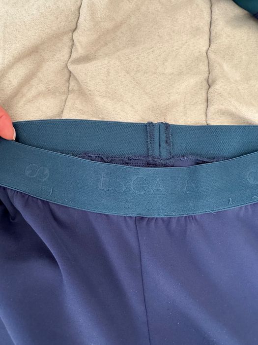 Спортни екипи Emporio Armani и Eacada