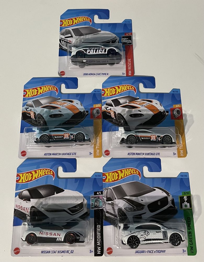 Hot Wheels Bundle pack (5 machete auto)