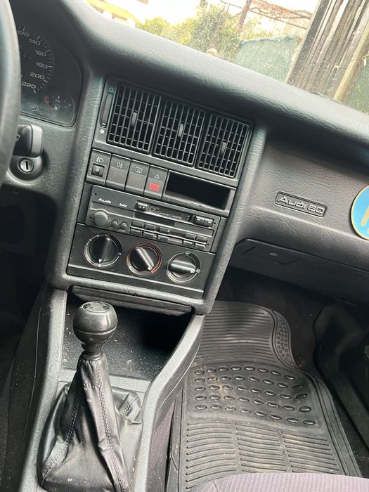 Audi 80 b4 1.8 90 к.с