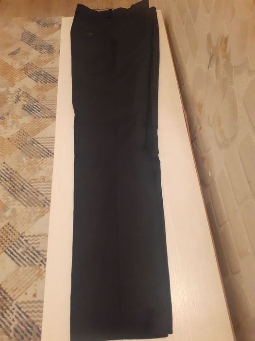 Брюки школьные темно синие.рост 98