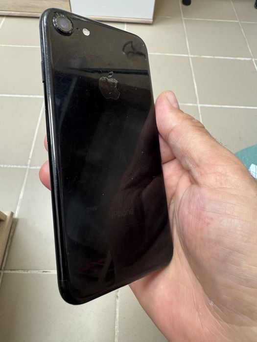 iPhone 7 32gb - с дефект