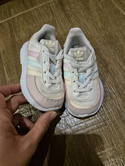 Детски обувки Adidas