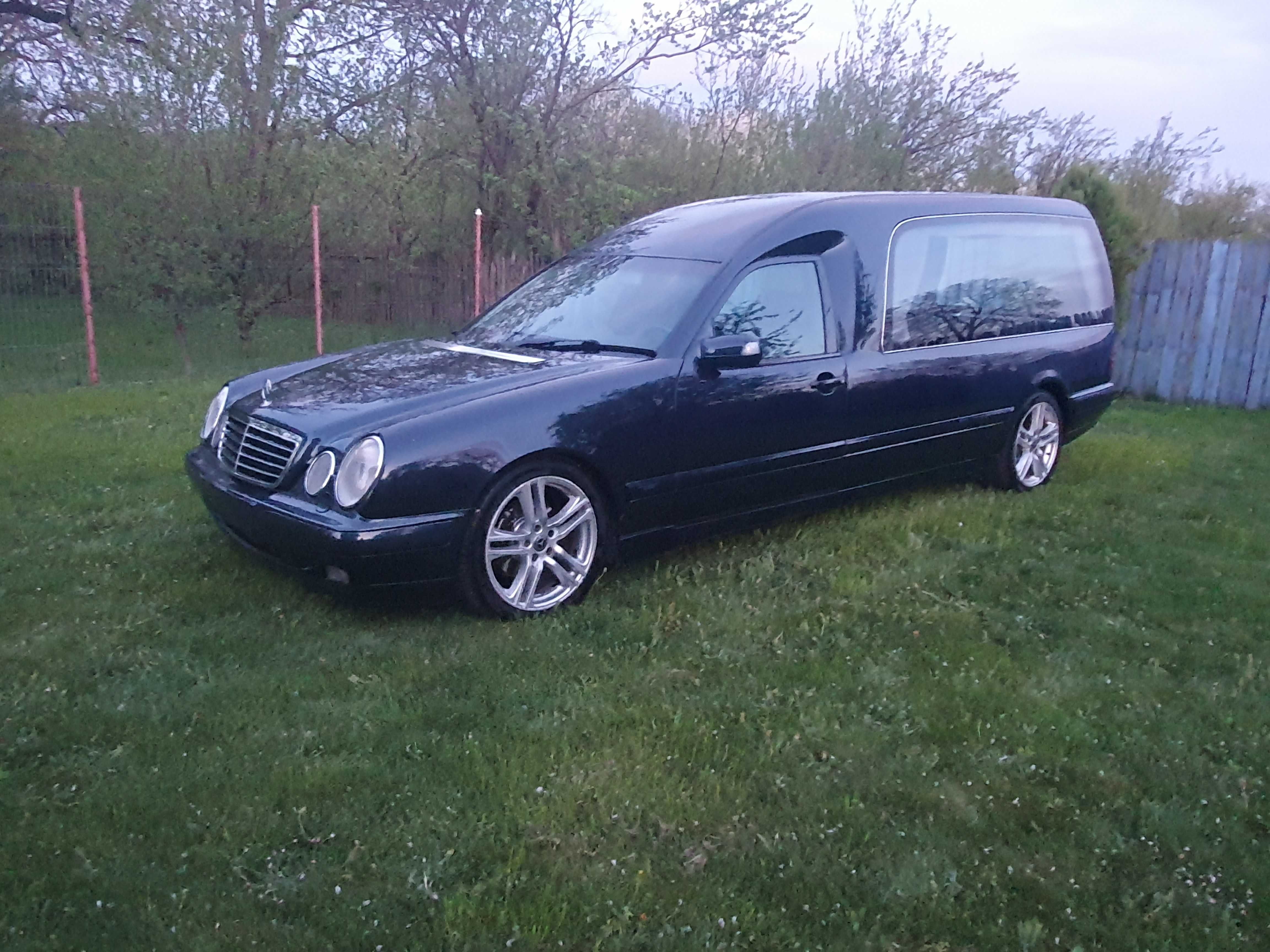 Dric Mercedes E 270 masina funerara mercedes E270