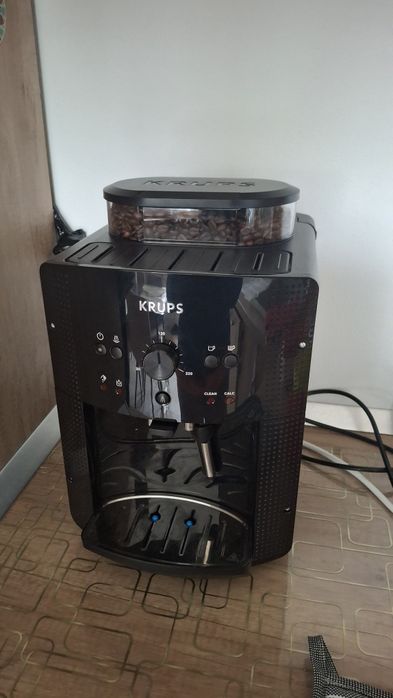 Expresor automat de cafea Krups